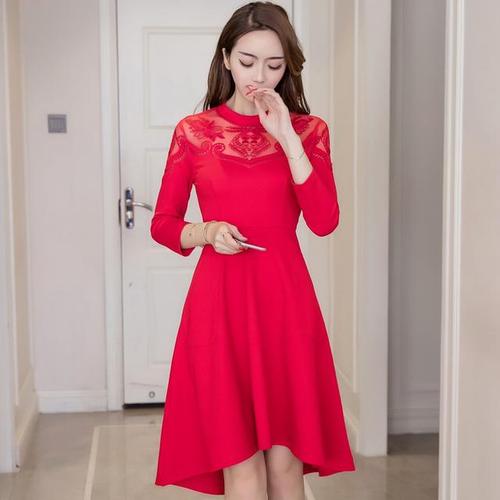 朋友结婚穿什么衣服比较适合？(朋友结婚穿什么衣服合适)-图2