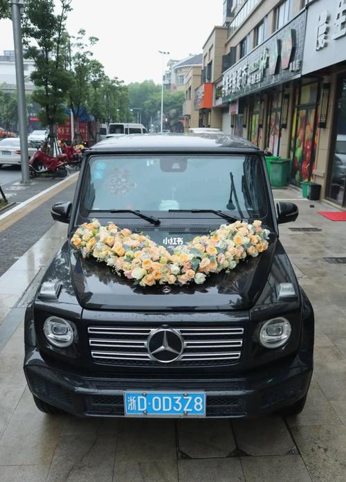 婚车车队一般都用什么车？(2020新款婚车最流行的款式)-图3