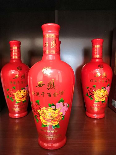 酒席用什么酒？(一般酒席用什么酒好)-图2