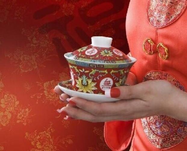 广东结婚敬茶媒婆的吉利话顺口溜？(粤式婚礼敬茶说什么话)-图3