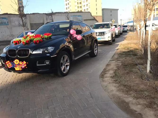 婚车录像用什么车？(婚车摄影车要用什么车)-图2