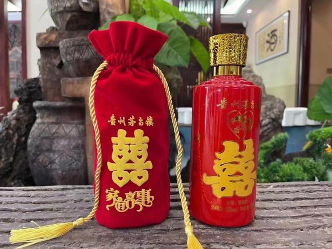 结婚用酒选择什么好？(做结婚酒用什么酒好一点)-图1