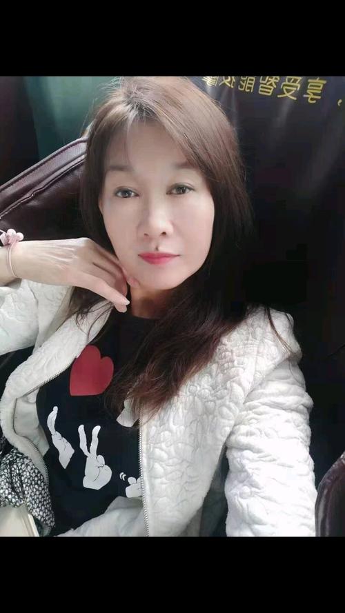 中年离异妇女怎样征婚？(中老年女士征婚)-图1