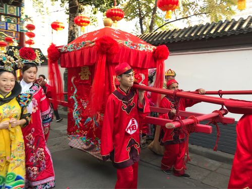 中式婚礼八抬大轿三聘六礼细节？(婚礼上的小细节)-图2