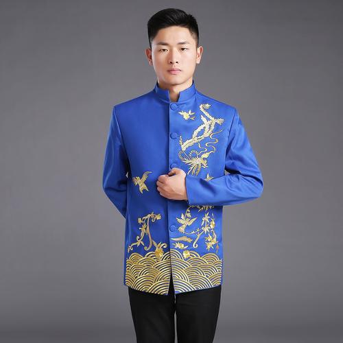 新郎蓝色秀禾服伴郎穿什么色？(新郎婚礼穿礼服吗)-图1