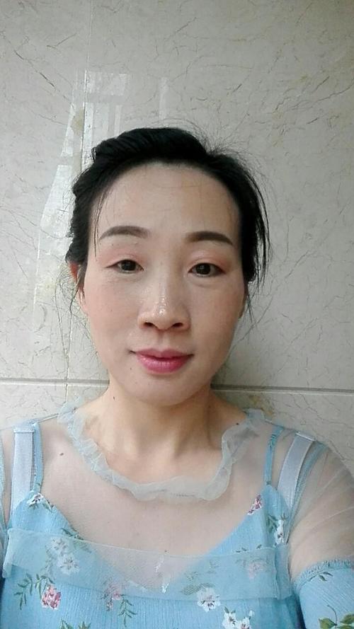 70岁女人征婚条件？70后离异相亲去哪找？-图1