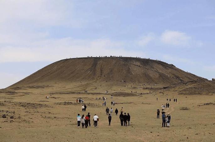 内蒙哪里可以住蒙古包？乌兰哈达火山群吃住游攻略？-图3