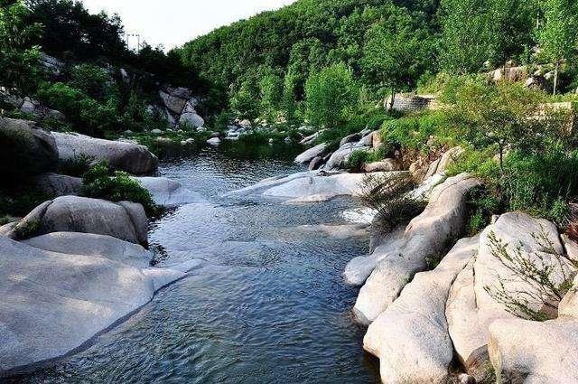 鲁山坡景点？鲁山单身姑娘-图1