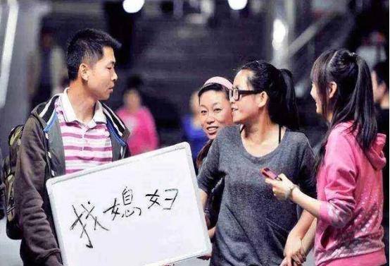 为什么云南省单身女性比男性多？云南为什么女光棍多？-图3