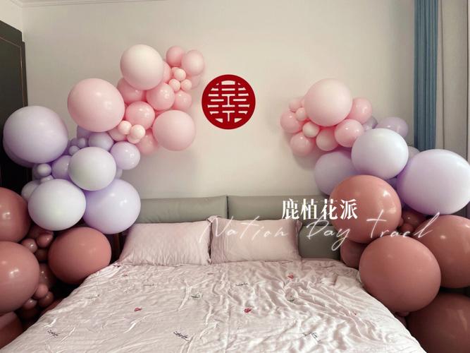 女方出嫁婚房怎么布置气派？（婚礼房间怎么布置）-图2