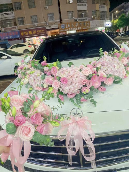 怎么自己布置花车？（婚礼花车布置）-图2