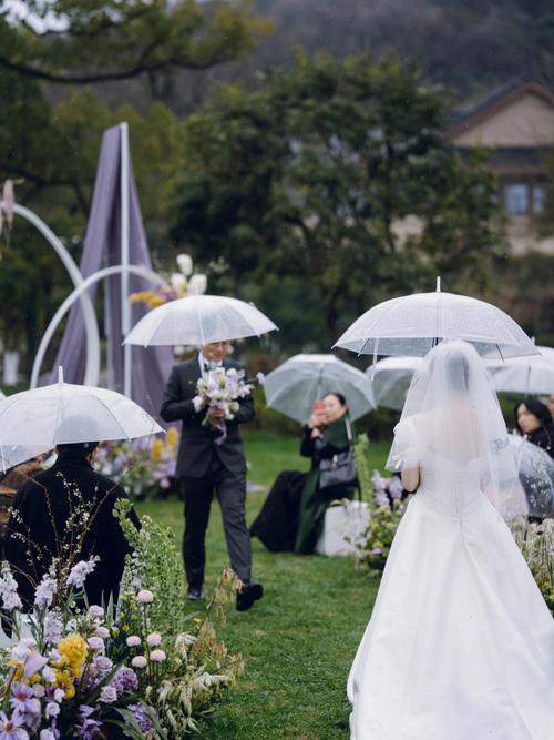 雨天婚礼开场白？（下雨天婚礼）-图1