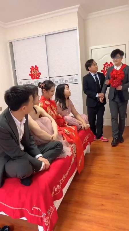 婚礼现场搞笑段子？（有意思的婚礼）-图1