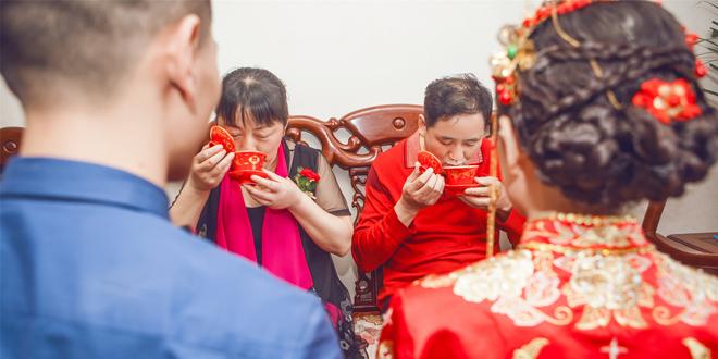 中式婚礼先拜堂还是先敬茶？（中式婚礼解说）-图2