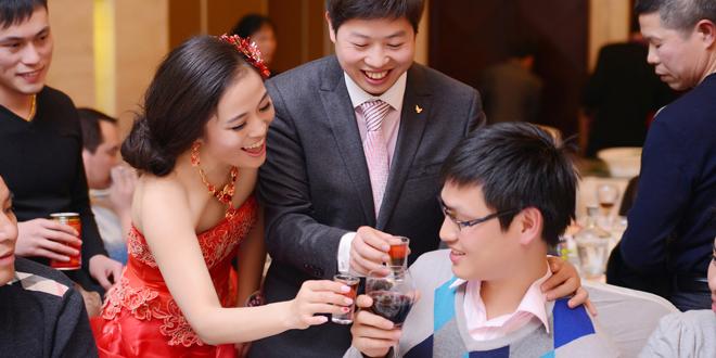 婚礼后答谢宴酒桌敬酒说什么？（办婚礼答谢宴）-图1