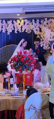 婚礼现场照片发黄怎么调？（婚礼现场 照片）-图2