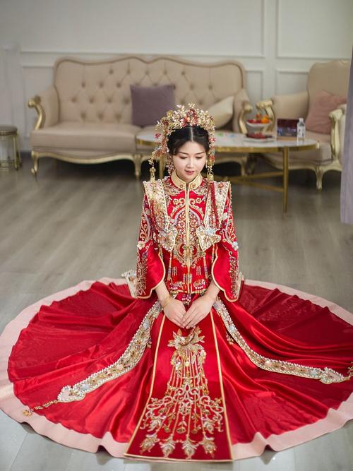 金配红汉服结婚叫什么？（粉金色的婚礼）-图2