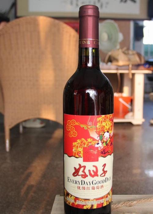 结婚摆酒要什么红酒好？（婚礼用酒红酒）-图2