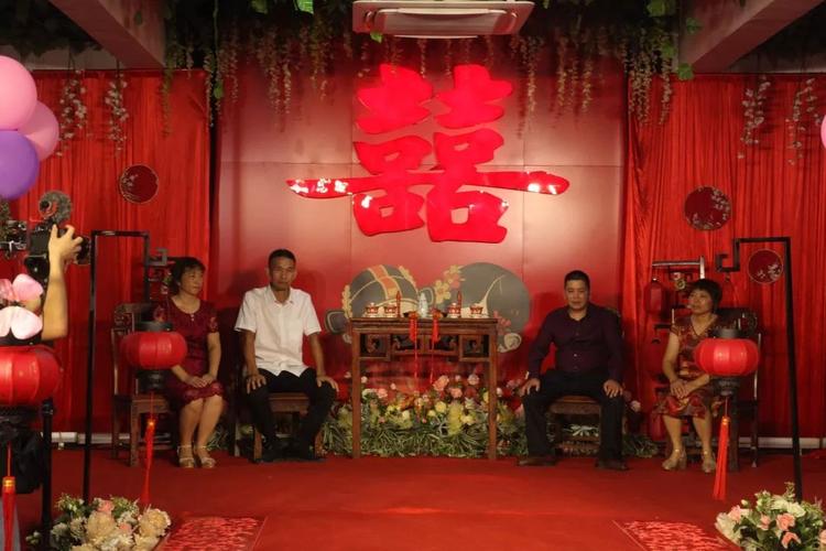 结婚同一天举行两场仪式，先中式、再西式，可以吗？（婚礼西式加中式）-图2